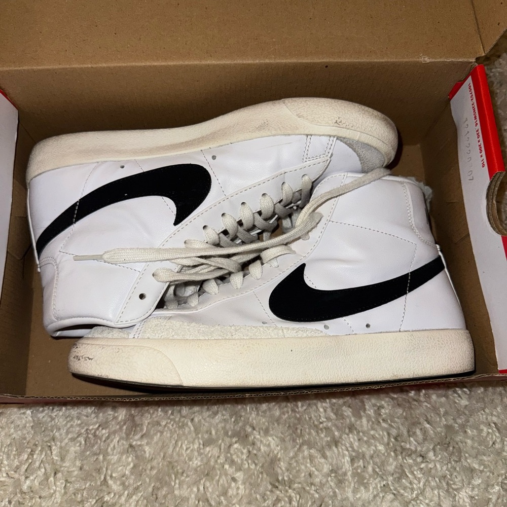 Nike Women’s High-Top White and Black Sneakers